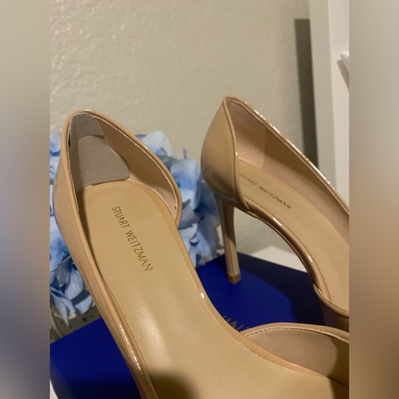 Stuart Weitzman - Picture 3 of 5
